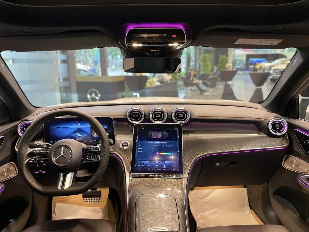 Gia hon 21 ty dong chon Volkswagen Teramont X hay Mercedes Benz GLC