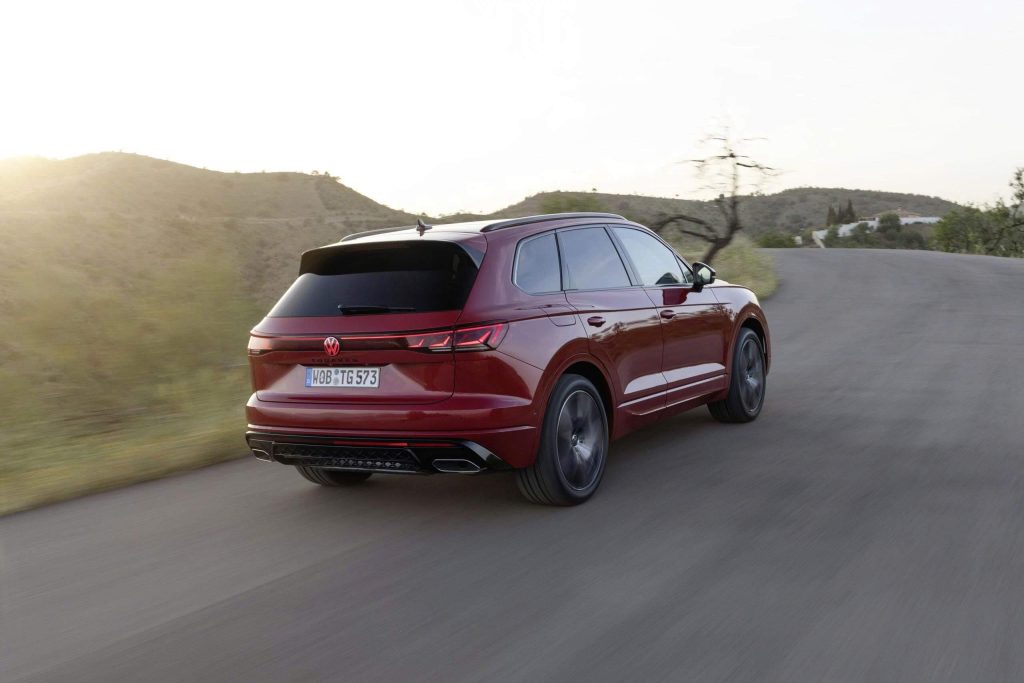 Volkswagen Touareg 2025: Giá xe, C.trình khuyến mãi, thông số kỹ thuật 11 Trang bị an toàn